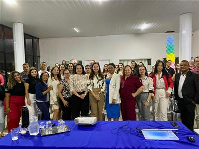 Foto da Notícia: Gisela Cardoso abre ano letivo em faculdade de Direito, exaltando orgulho e a responsabilidade de exercer a advocacia