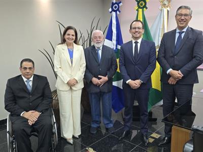 Foto da Notícia: Diretoria da OAB-MT se reúne com o presidente do TJMT